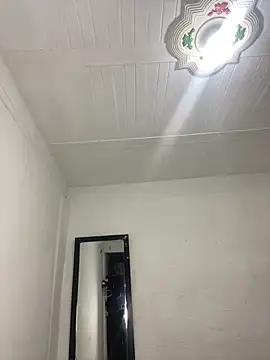 NataliaMillers online show from February 21, 2026, 5:52 am