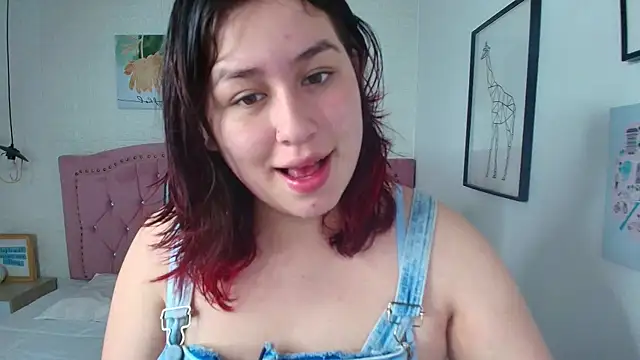 azul veraa online show from January 13, 2026, 12:21 pm