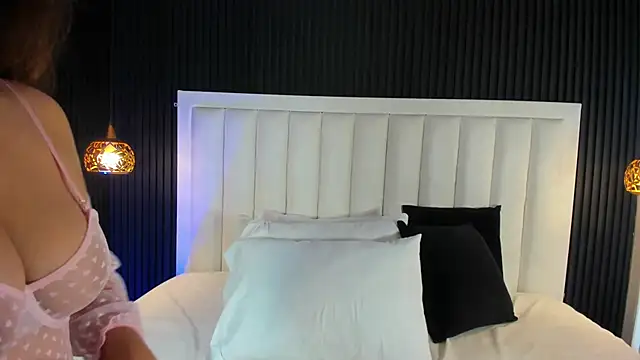 PandoraMiller online show from March 24, 2026, 5:07 pm