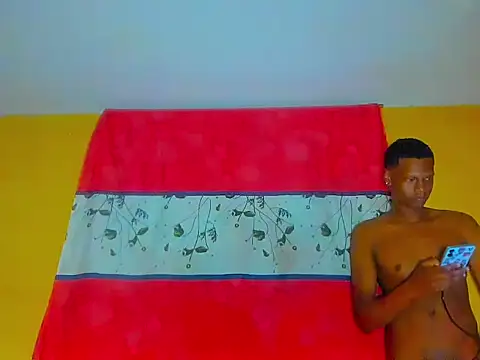 aunstin mohamme online show from April 9, 2026, 5:51 am