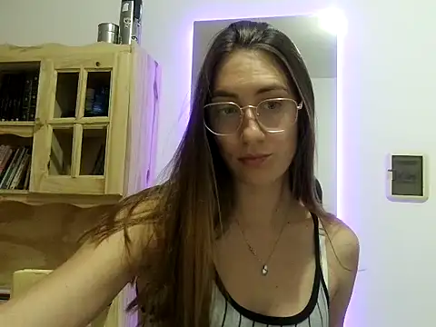 Snapshot of Noracherry chatting on February 26, 2026, 6:29 pm Noracherry online show from February 26, 2026, 6:29 pm