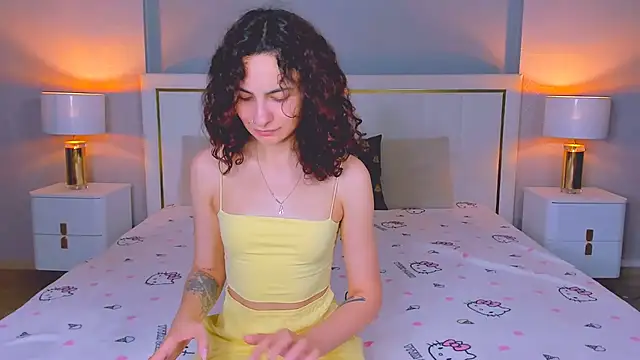 RIANA SI online show from July 8, 2026, 8:35 pm