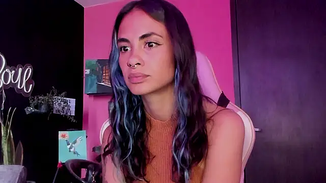 azula lillet online show from March 5, 2026, 9:00 pm