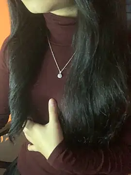 Snapshot of Jennybae23 chatting on February 7, 2026, 5:22 am Jennybae23 online show from February 7, 2026, 5:22 am