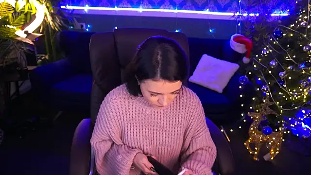 Dafni Monn online show from January 6, 2025, 6:25 am