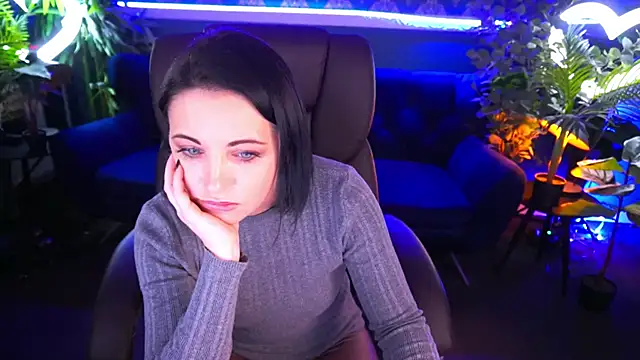 Dafni Monn online show from January 12, 2025, 7:00 am