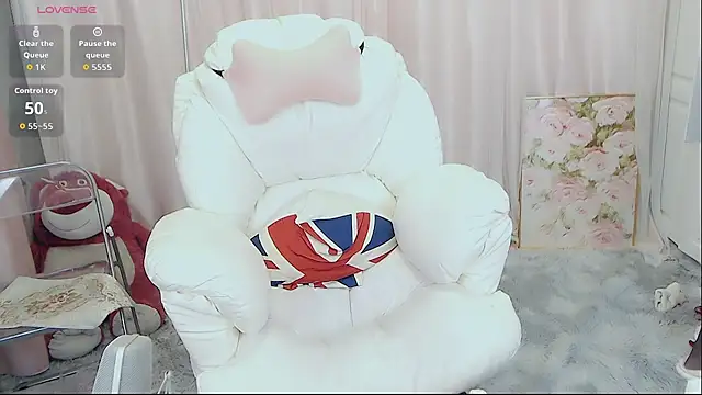 Snapshot of Luv_Jan19 chatting on January 12, 2026, 3:23 am Luv Jan19 online show from January 12, 2026, 3:23 am