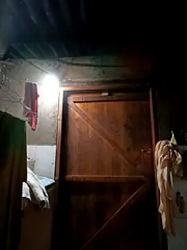 yu--yo online show from April 11, 2026, 4:22 pm