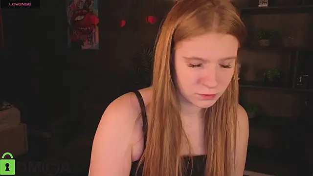 Snapshot of Sally_Ange1 chatting on February 28, 2026, 9:43 am Sally Ange1 online show from February 28, 2026, 9:43 am