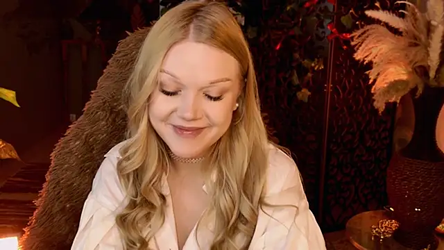 ChloeWhite online show from March 22, 2026, 9:23 am