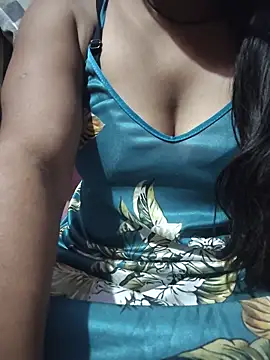 Nilam cute online show from June 9, 2026, 7:03 pm