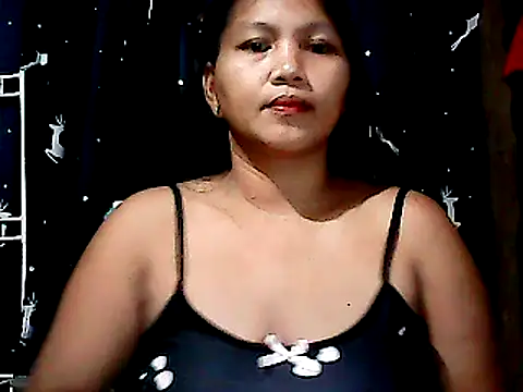 Snapshot of Hot_zerah05 chatting on July 17, 2026, 10:33 am Hot zerah05 online show from July 17, 2026, 10:33 am