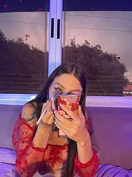 EmmaJhoons online show from March 4, 2026, 11:49 am