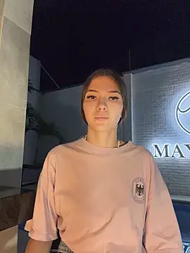 EmmaJhoons online show from March 28, 2026, 10:15 am