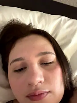 Snapshot of Ninilov chatting on January 11, 2026, 9:42 pm Ninilov online show from January 11, 2026, 9:42 pm