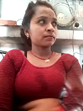 Snapshot of Hirdesh_sahu chatting on May 13, 2026, 7:39 am Hirdesh sahu online show from May 13, 2026, 7:39 am