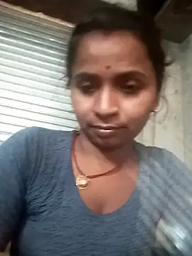 Snapshot of Hirdesh_sahu chatting on May 15, 2026, 5:03 am Hirdesh sahu online show from May 15, 2026, 5:03 am