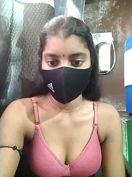 Snapshot of Erotic-Girl chatting on February 7, 2026, 10:52 am Erotic-Girl online show from February 7, 2026, 10:52 am