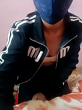 Snapshot of eddy_girl chatting on January 10, 2026, 6:04 am eddy girl online show from January 10, 2026, 6:04 am