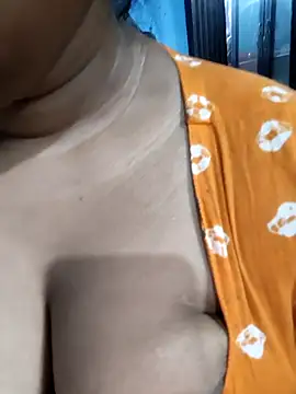 Desi Nil pori online show from April 21, 2026, 5:28 pm