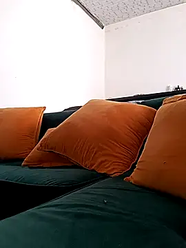 Winterslender online show from April 6, 2026, 7:31 am