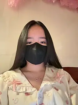 Gwen879 online show from February 4, 2026, 1:22 am