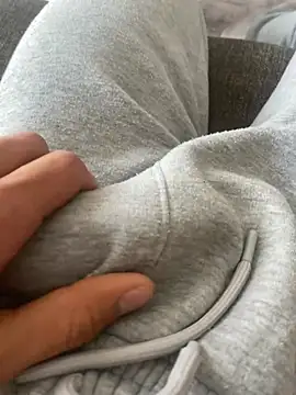 Snapshot of ciyox777 chatting on February 22, 2026, 11:42 am ciyox777 online show from February 22, 2026, 11:42 am