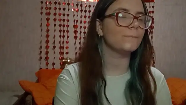 Miyabeee online show from February 13, 2026, 5:09 pm