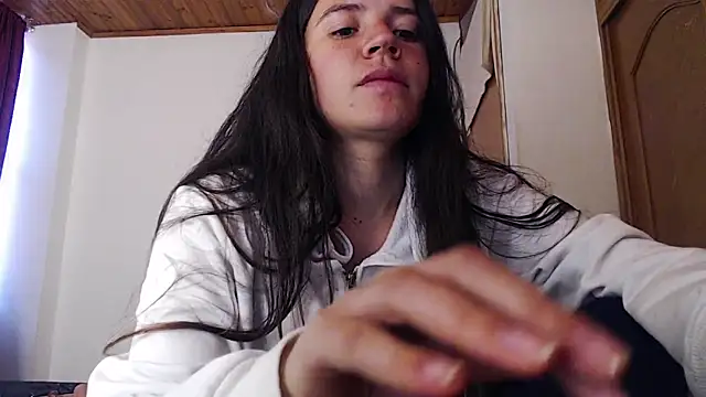 Snapshot of Shanel_Lozano chatting on April 22, 2026, 10:11 pm Shanel Lozano online show from April 22, 2026, 10:11 pm