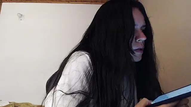 Snapshot of Shanel_Lozano chatting on June 14, 2026, 2:46 am Shanel Lozano online show from June 14, 2026, 2:46 am