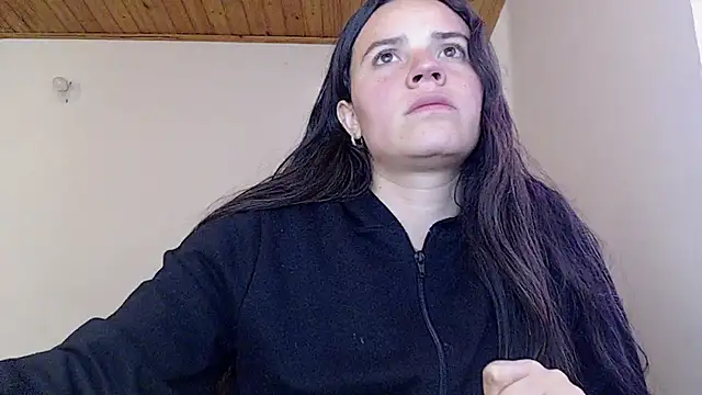 Snapshot of Shanel_Lozano chatting on July 15, 2026, 9:09 pm Shanel Lozano online show from July 15, 2026, 9:09 pm