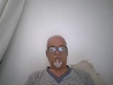 Snapshot of Patyman chatting on May 3, 2026, 2:12 pm Patyman online show from May 3, 2026, 2:12 pm