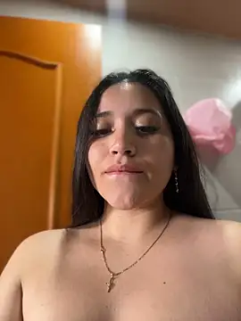 Veronica Wins  online show from May 13, 2026, 6:38 pm