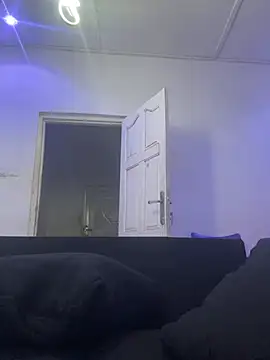 Zarayanga online show from April 18, 2026, 2:48 am