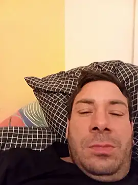 Snapshot of MiWaBitch chatting on January 8, 2026, 9:28 pm MiWaBitch online show from January 8, 2026, 9:28 pm