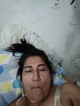 Snapshot of PatriciaGrajales chatting on April 18, 2026, 2:37 am PatriciaGrajales online show from April 18, 2026, 2:37 am
