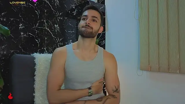 Apolo lux1 online show from January 16, 2026, 2:37 am