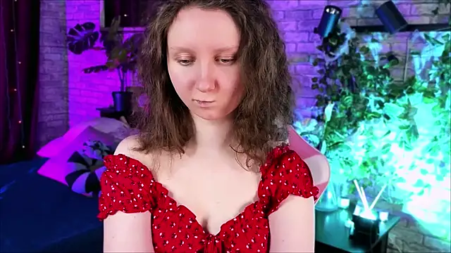 SunshineBlaze online show from April 17, 2026, 5:32 am