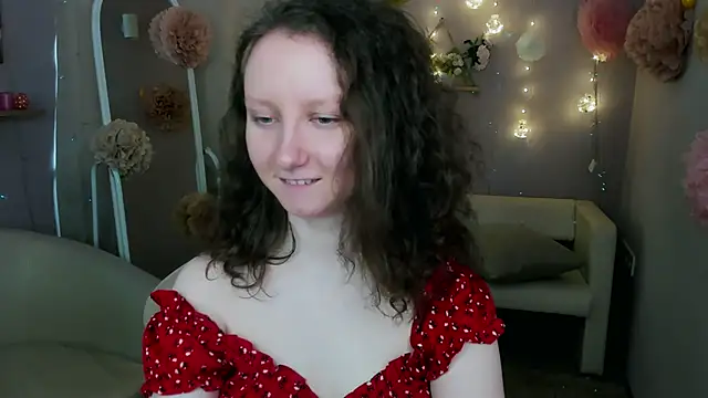 Snapshot of SunshineBlaze chatting on May 15, 2026, 1:29 pm SunshineBlaze online show from May 15, 2026, 1:29 pm