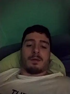 Snapshot of Frankie9819 chatting on January 9, 2026, 1:08 am Frankie9819 online show from January 9, 2026, 1:08 am