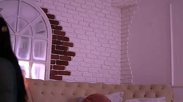 NyssaSky online show from April 19, 2026, 6:07 pm