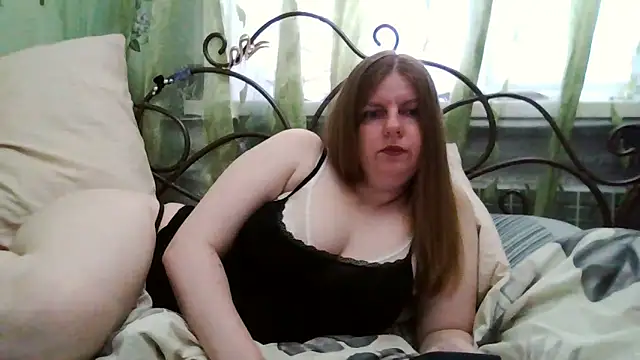 Snapshot of DarkRose0104 chatting on May 31, 2026, 6:31 am DarkRose0104 online show from May 31, 2026, 6:31 am