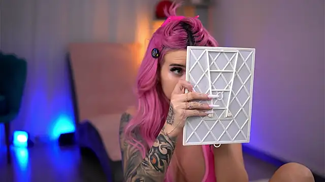 Miky Lust online show from March 20, 2026, 4:06 am