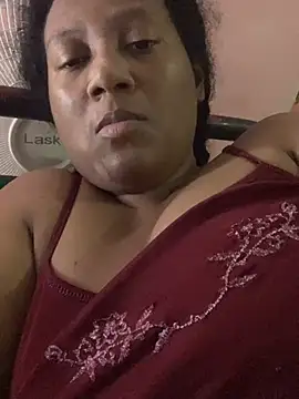 Snapshot of Eirondra_valeen chatting on July 21, 2026, 2:14 am Eirondra valeen online show from July 21, 2026, 2:14 am