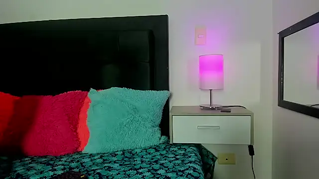 Natalye 23 online show from April 2, 2026, 12:30 am