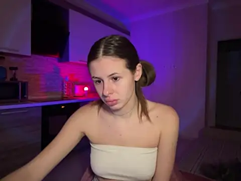 Snapshot of MissDianka chatting on February 3, 2026, 5:27 am MissDianka online show from February 3, 2026, 5:27 am