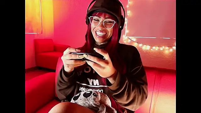 Canela Osada  online show from January 19, 2026, 12:53 pm