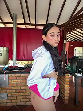 l0lita emi online show from March 13, 2026, 3:07 pm