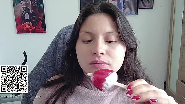 yessica gomez01 online show from March 31, 2026, 6:52 pm