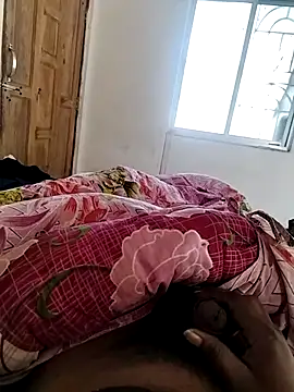 DesiPlayboy09 online show from February 10, 2026, 4:27 am